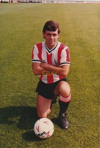 Darren clifford exeter city - darren,